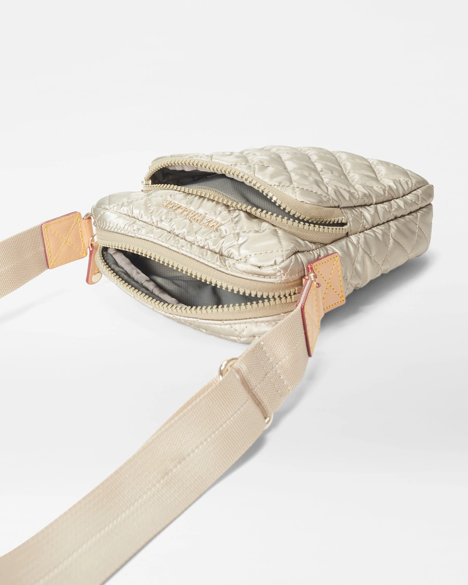 Quartz Pearl Metro Crossbody - Image 4