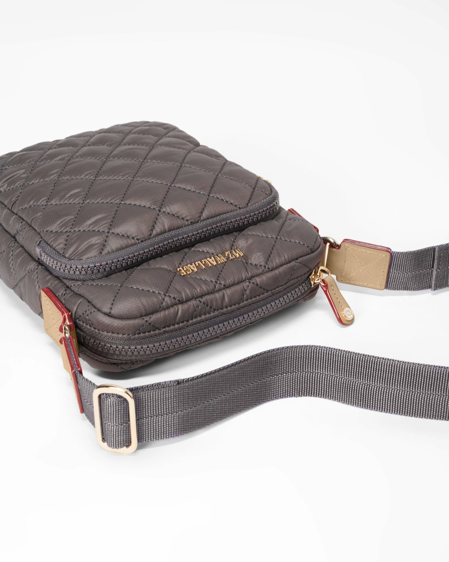 Magnet Metro Crossbody - Image 4